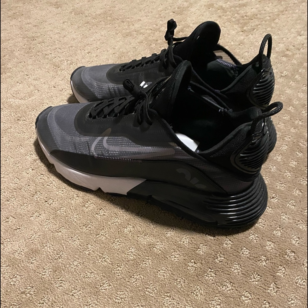 Nike Air Max 2090